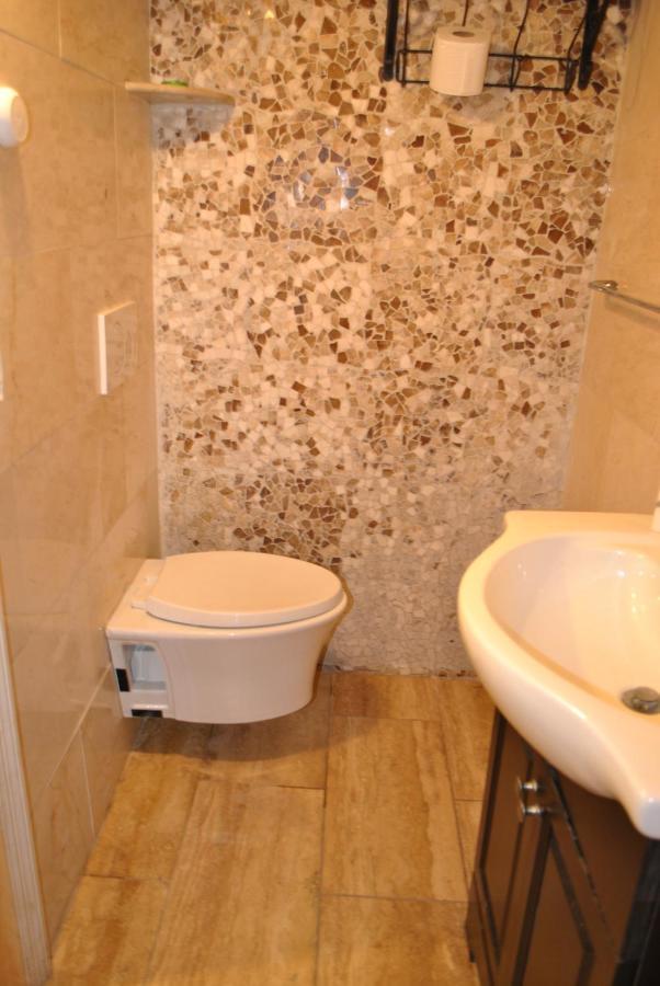 Ewr Airport Multilevel Guest House Room With 2-3 Beds نيوآرك المظهر الخارجي الصورة